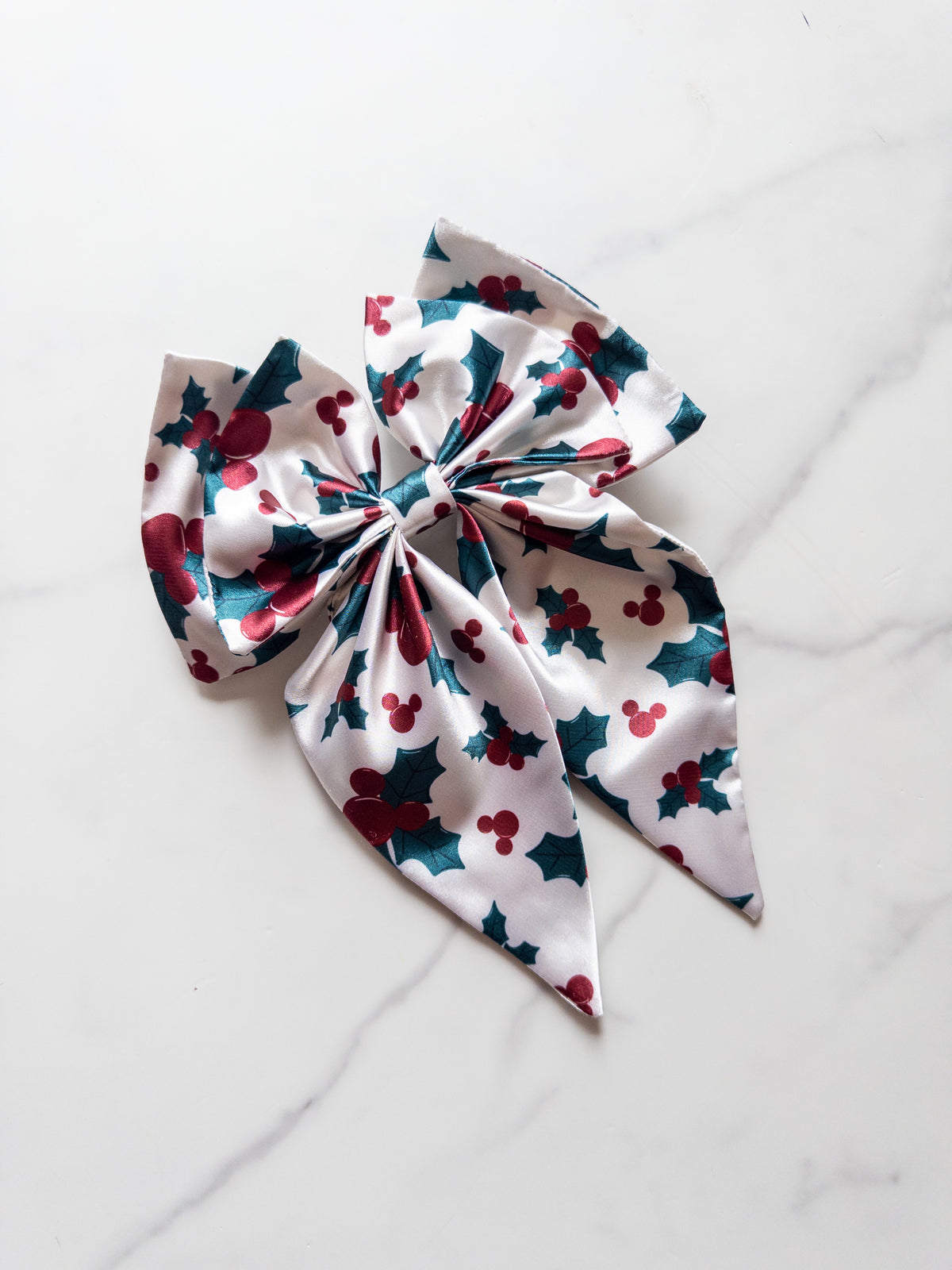 Holly Jolly Eloise Bow