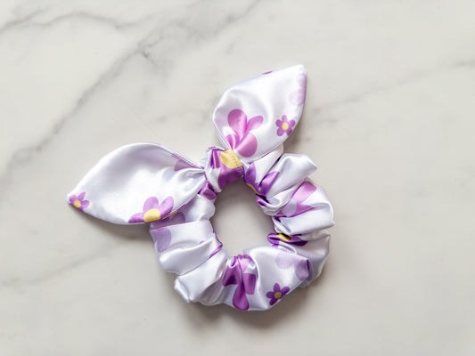 Satin Scare Floor Door Bow Scrunchie