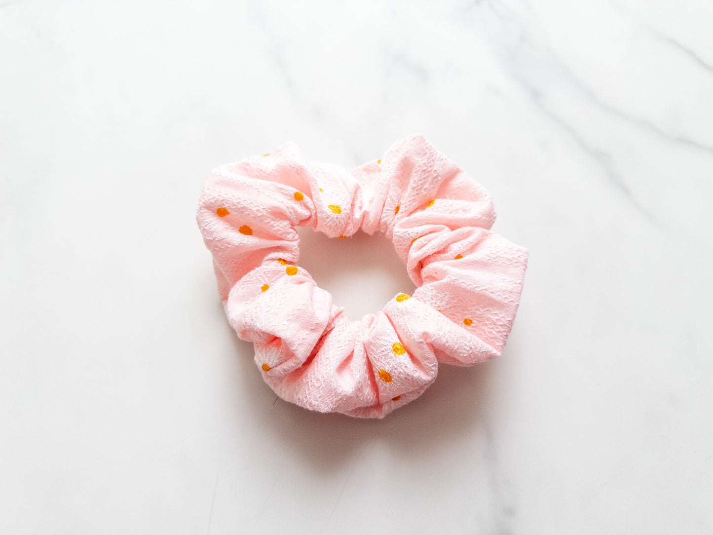 Darling Daisy Scrunchie