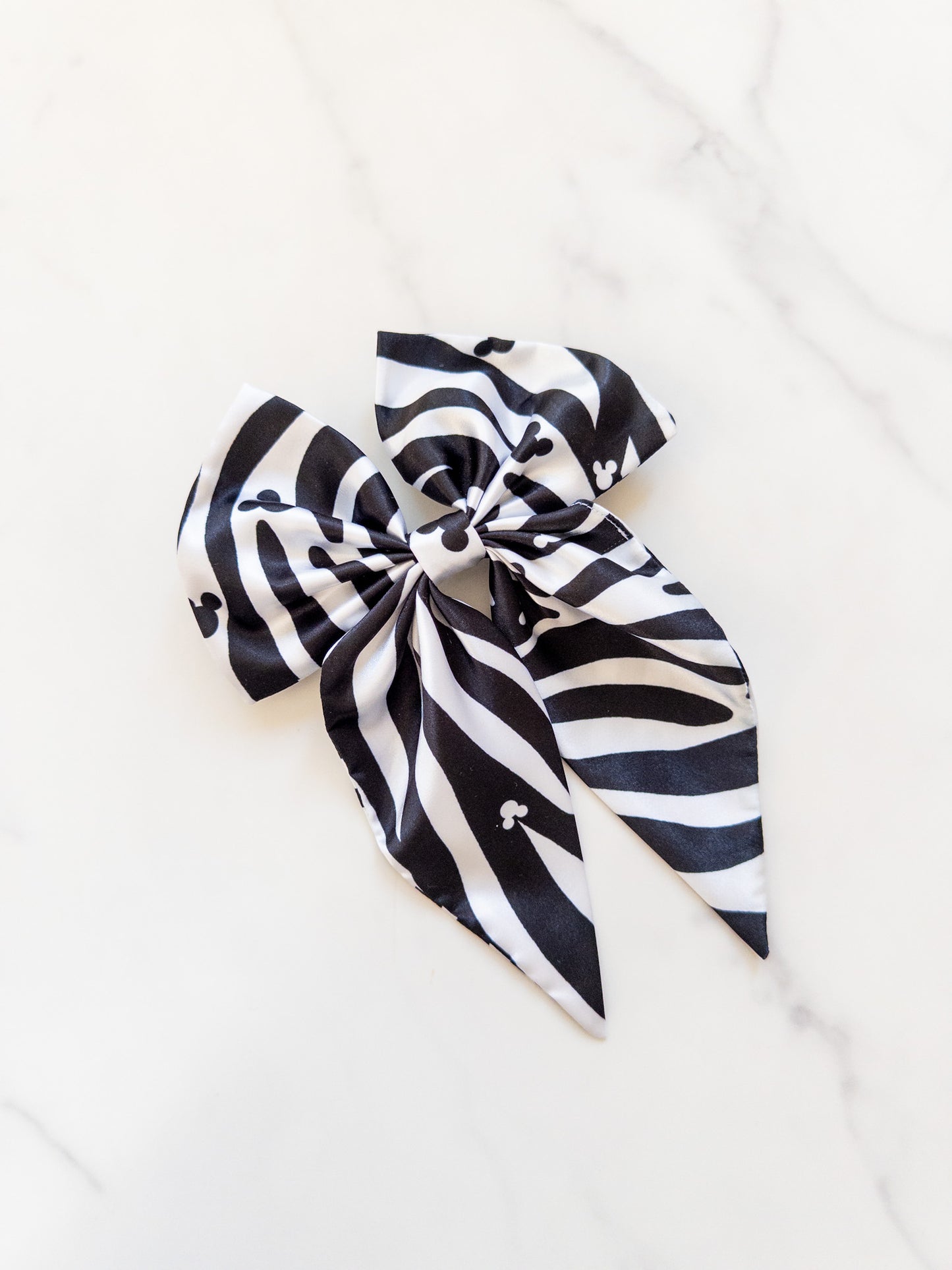 Magically WIld Noelle Bow