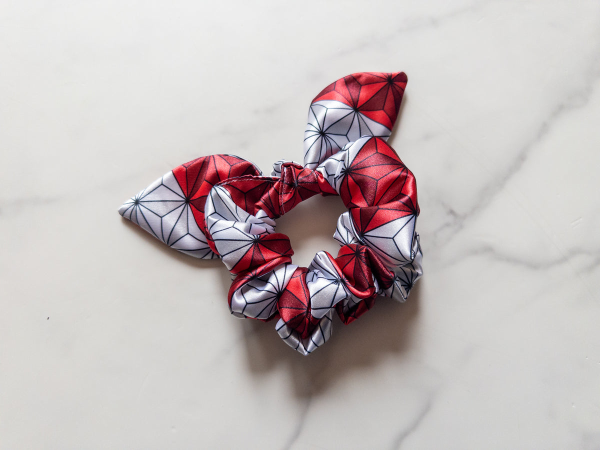 Satin Candy Cane Earth Bow Scrunchie
