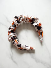 Load image into Gallery viewer, Main Mouse Pumpkin Satin Scrunchie Headband
