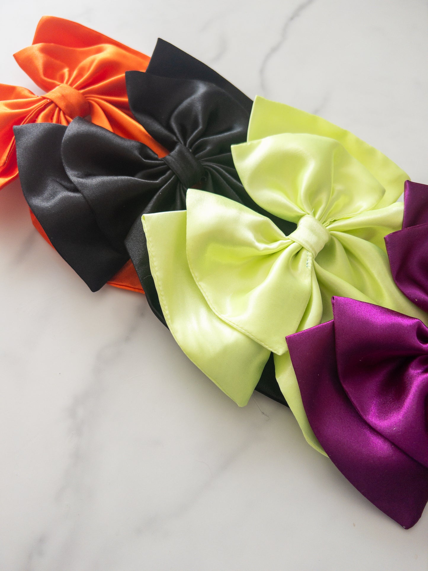 Seasonal Eloise Bows