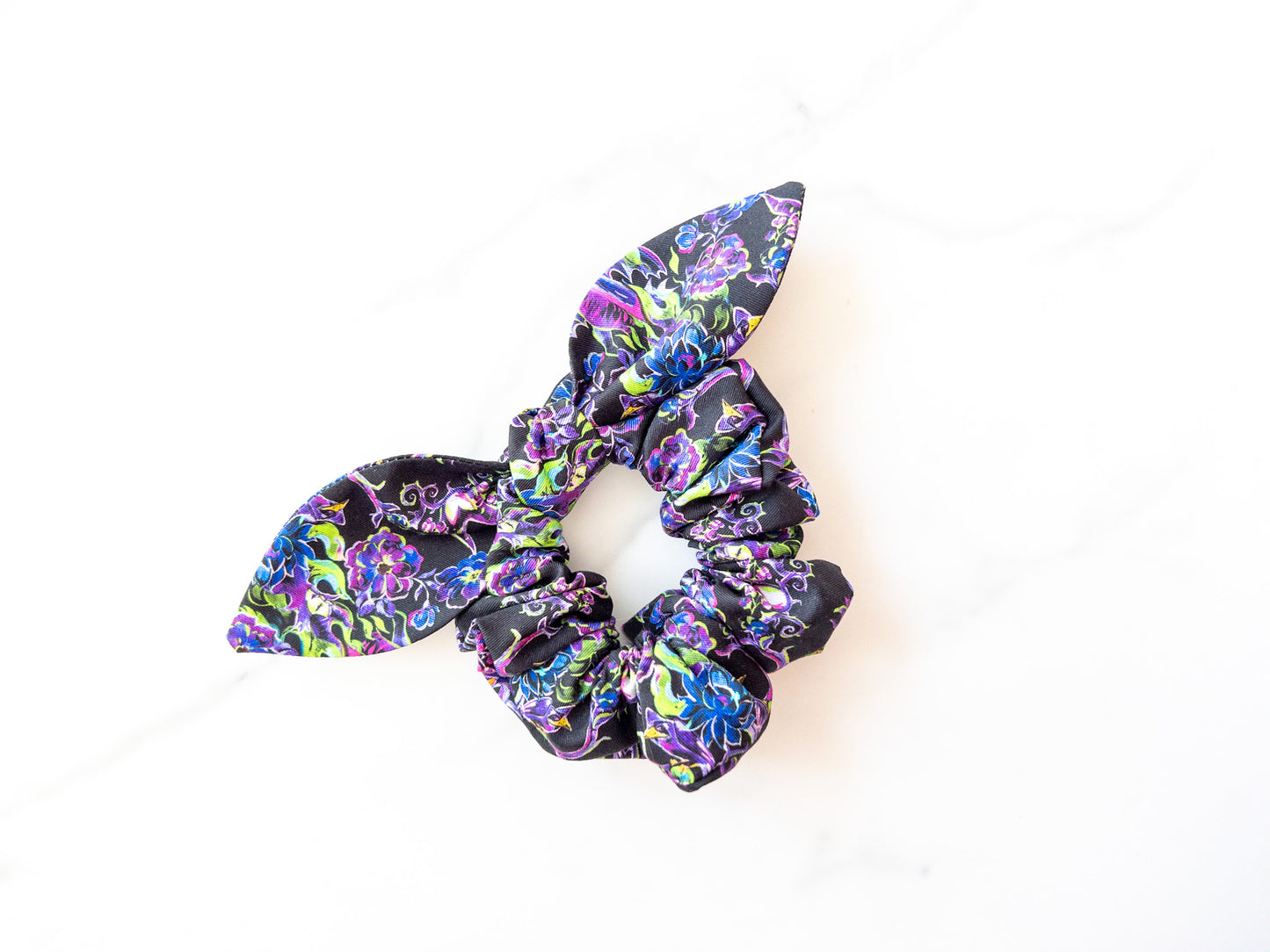 Glittering Assemblage Bow Scrunchie