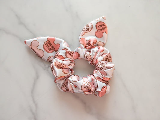 Satin Mousey Sweethearts Bow Scrunchie