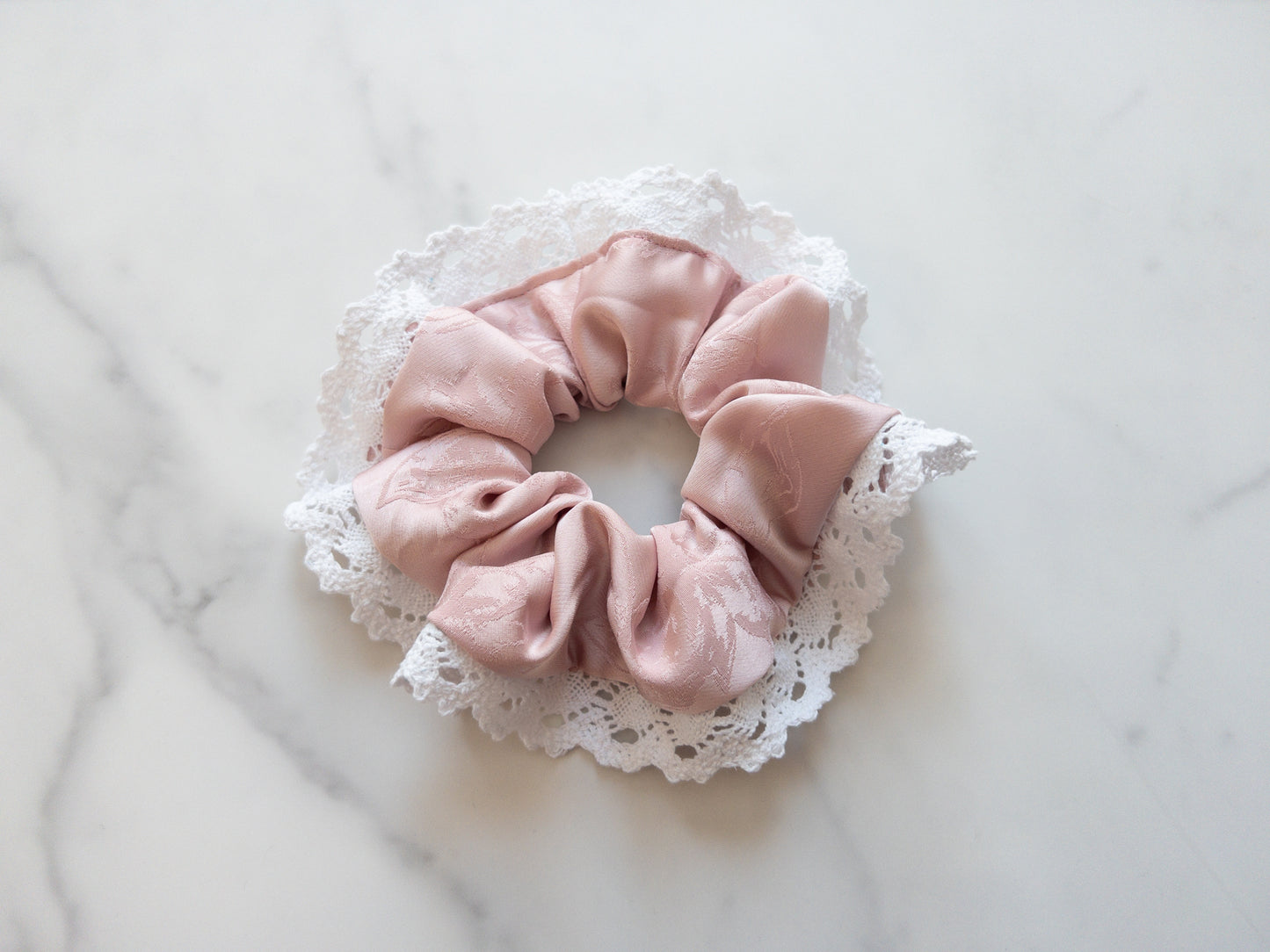 Lace Trimmed Jacquard Scrunchie