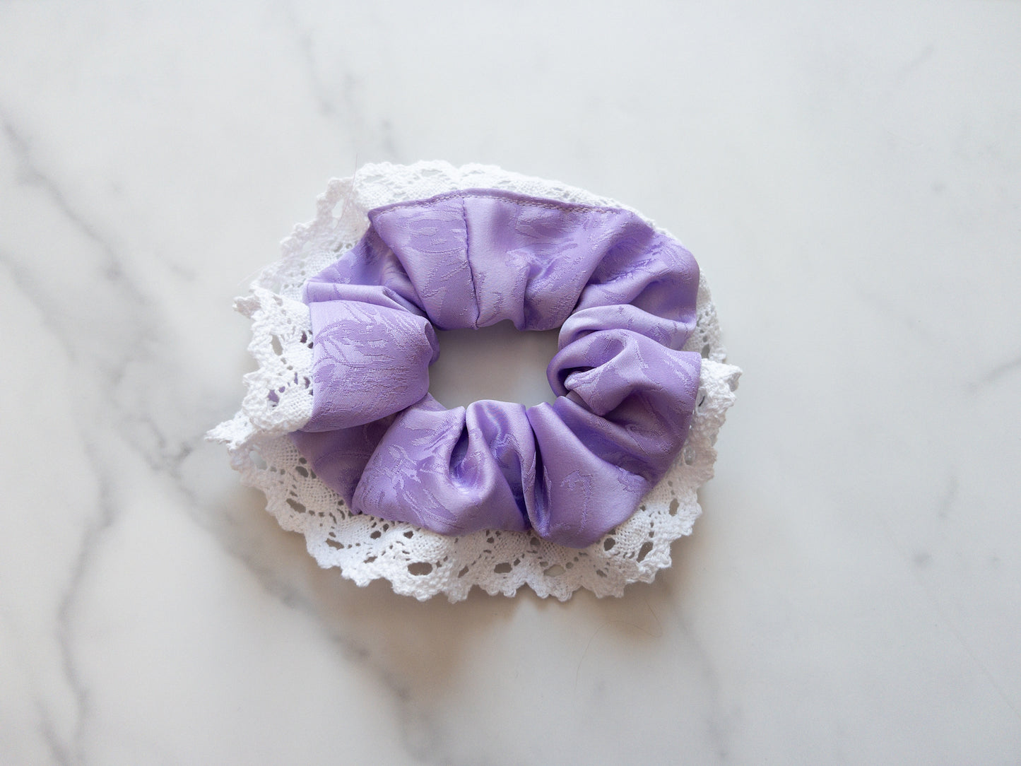 Lace Trimmed Jacquard Scrunchie