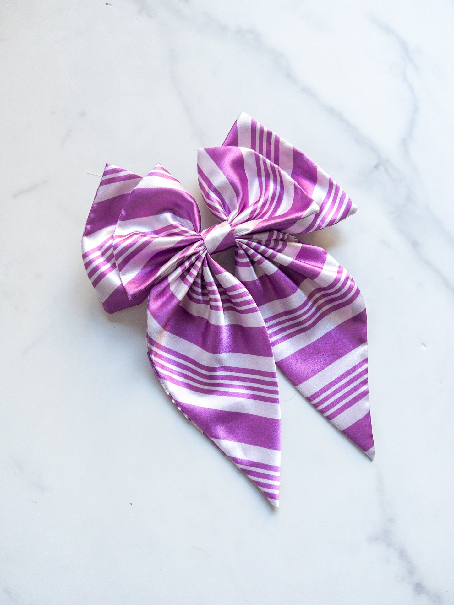 Candy Cane Eloise Bow