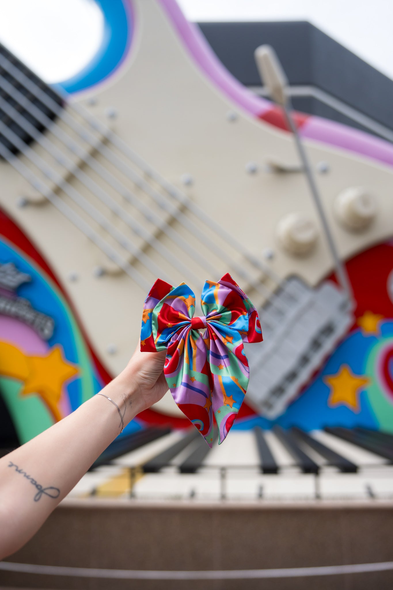 Rock On! Eloise Bow