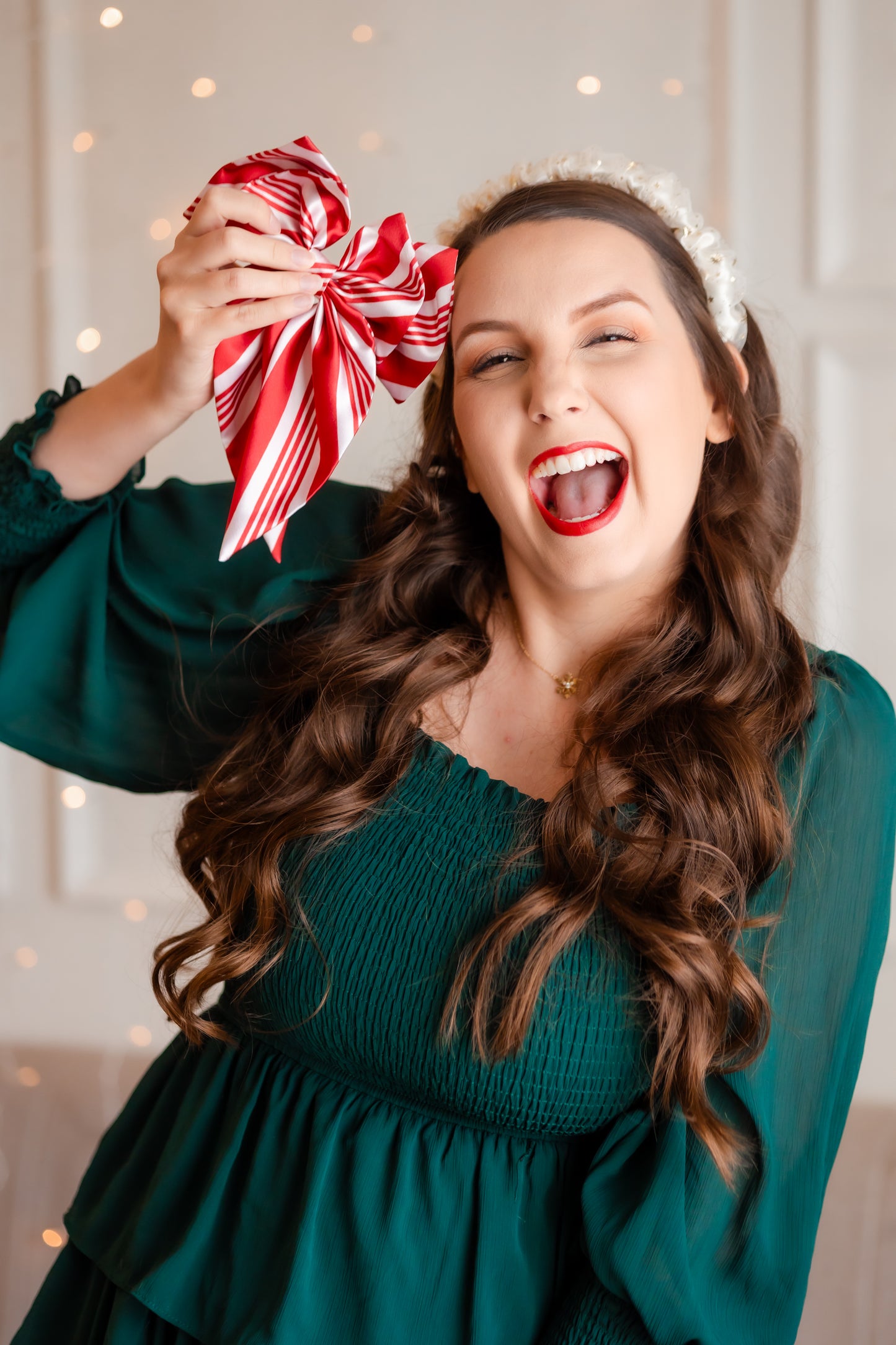 Candy Cane Eloise Bow